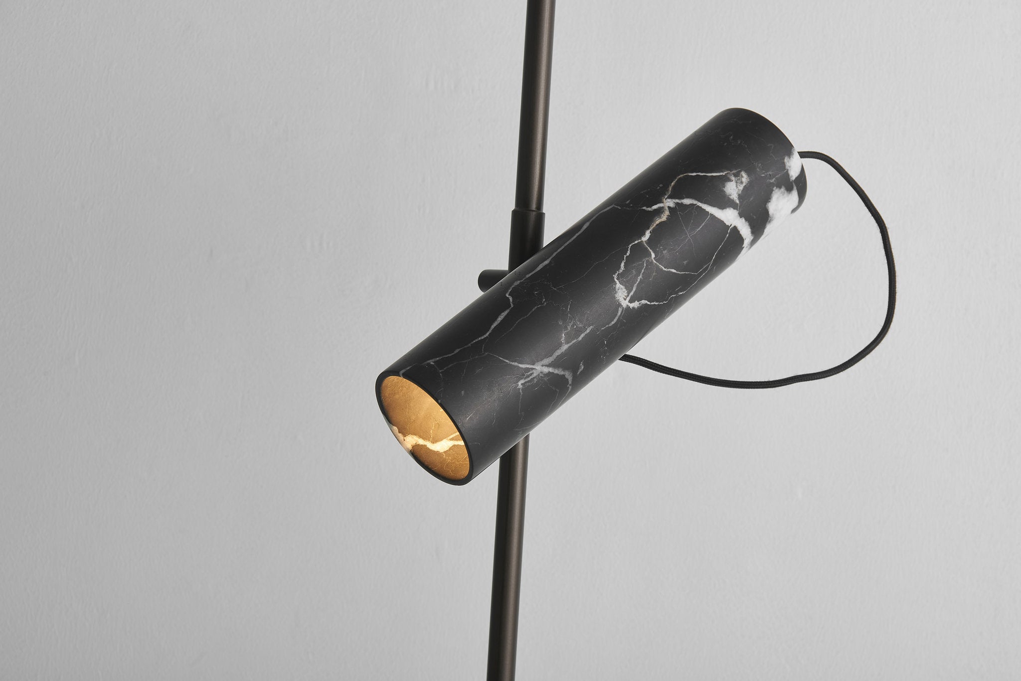 Brivido Floor Lamp