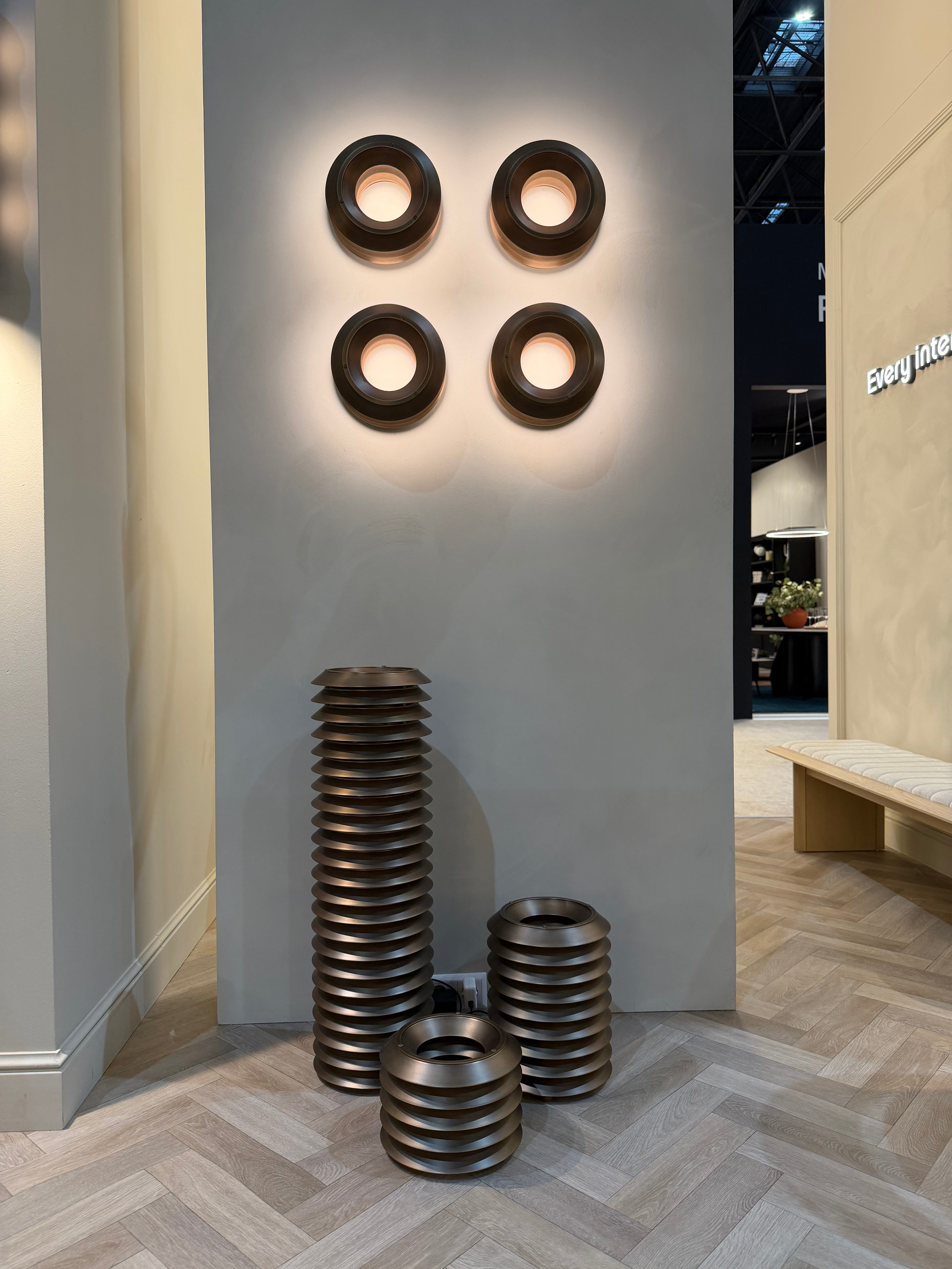 ROJI Floor lamp