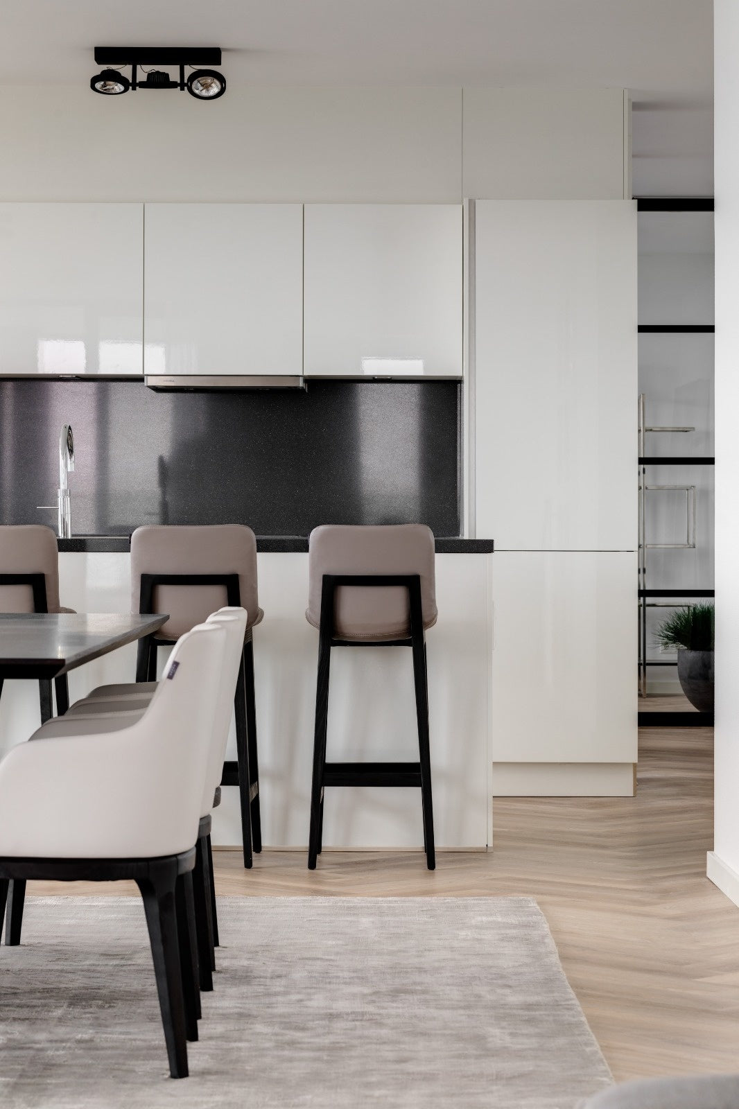 FEBE Bar Stool