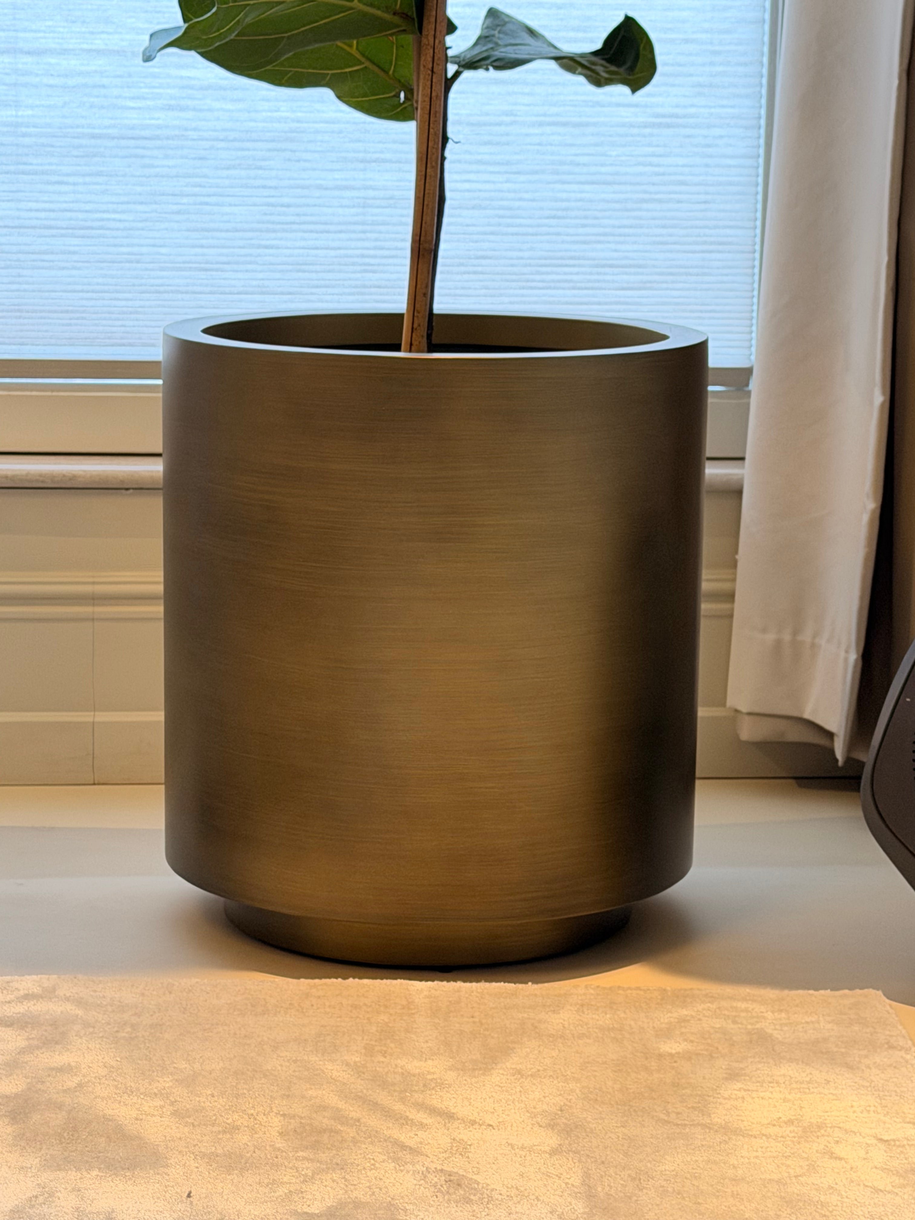 RAFFLES Pot Round