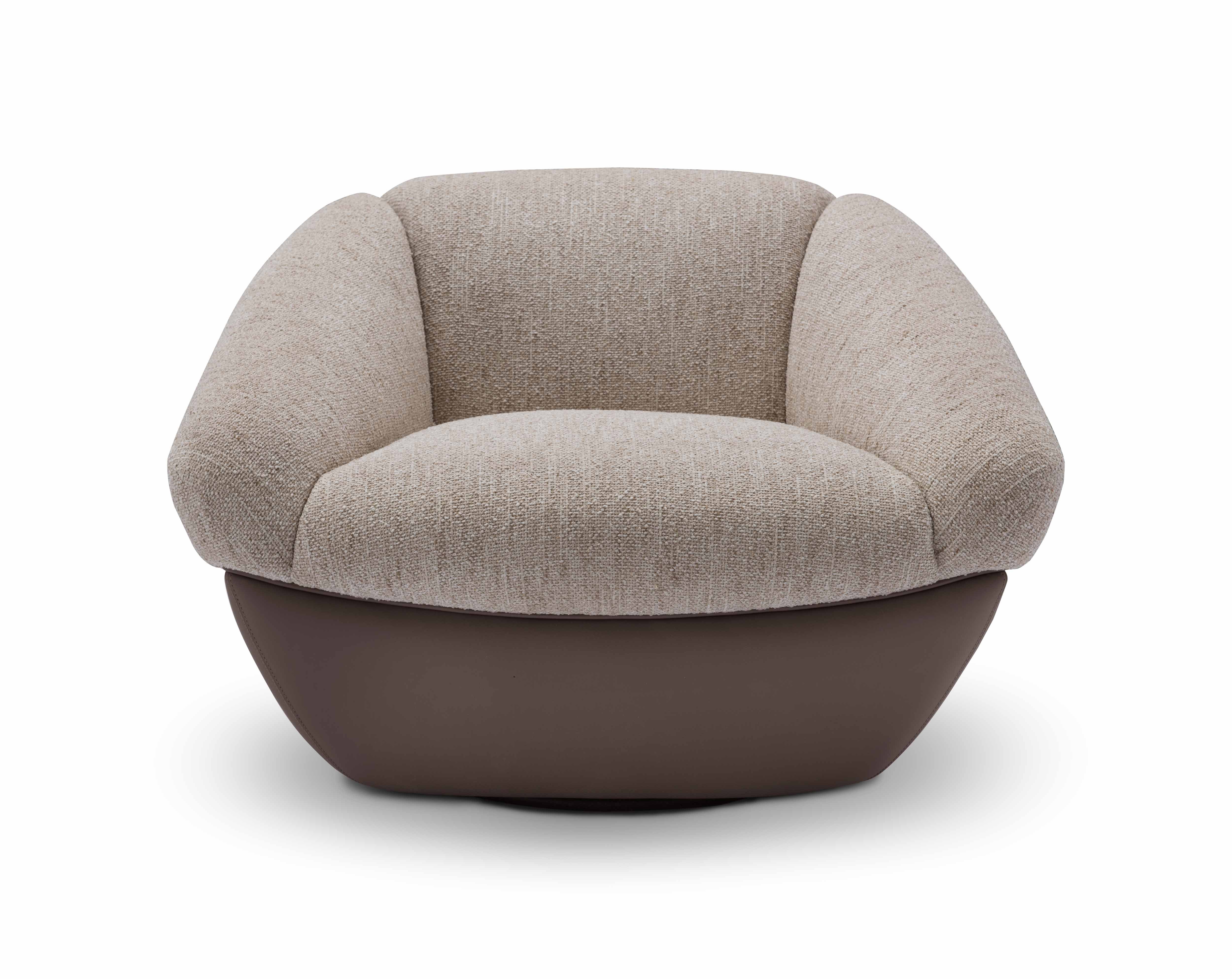 OLAV Swivel Leisure Chair