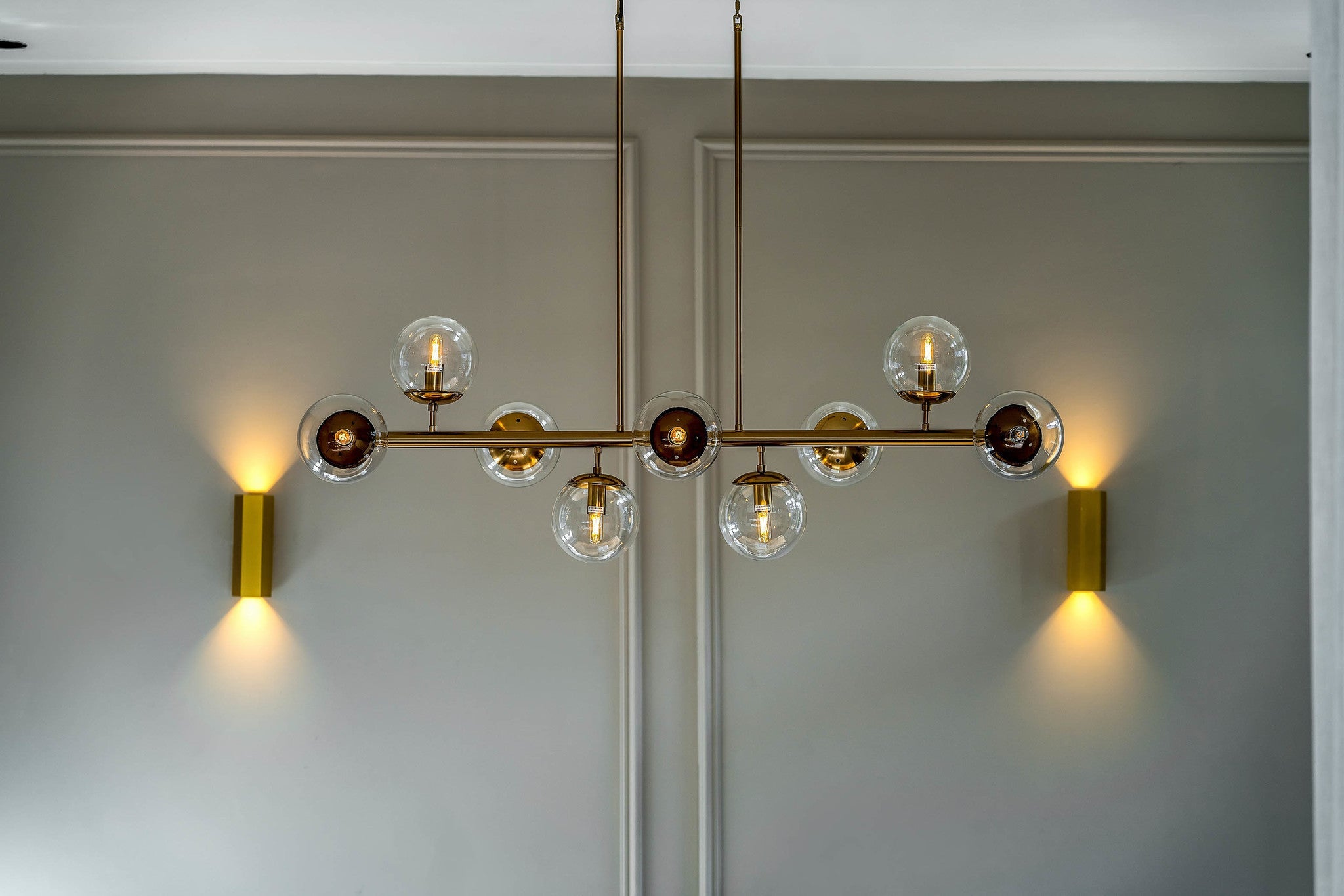 CHURCHILL Chandelier