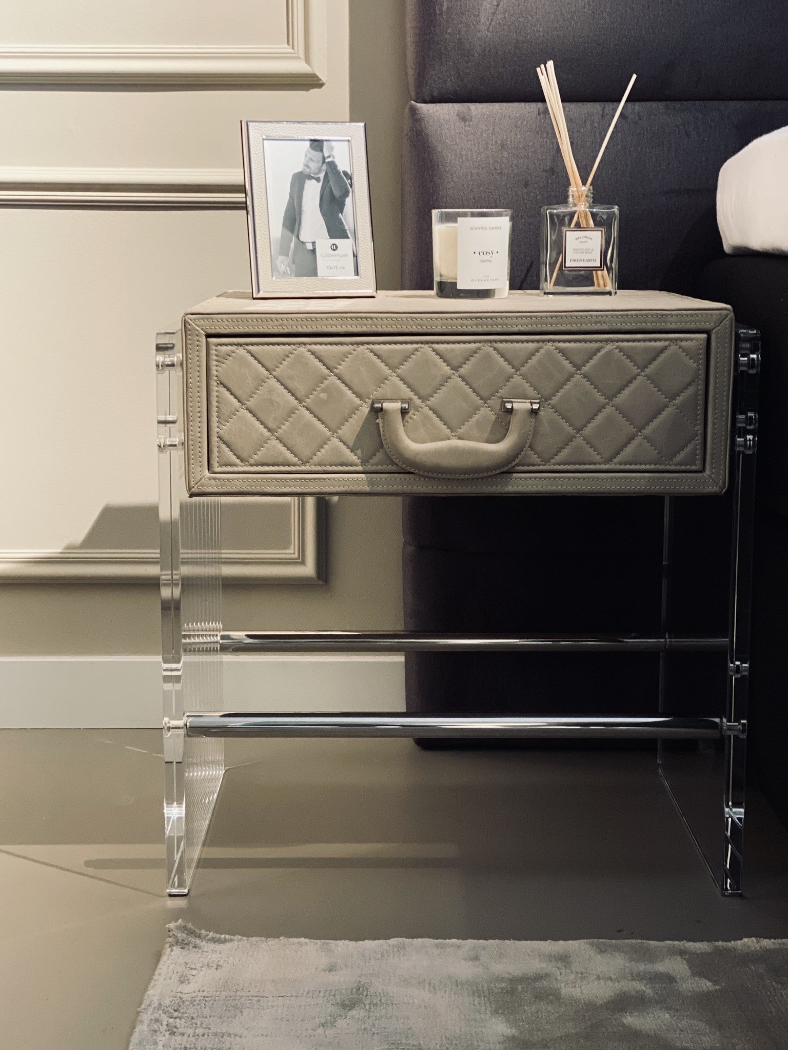 GENOVA Side Table Cappucino Leather - outlet