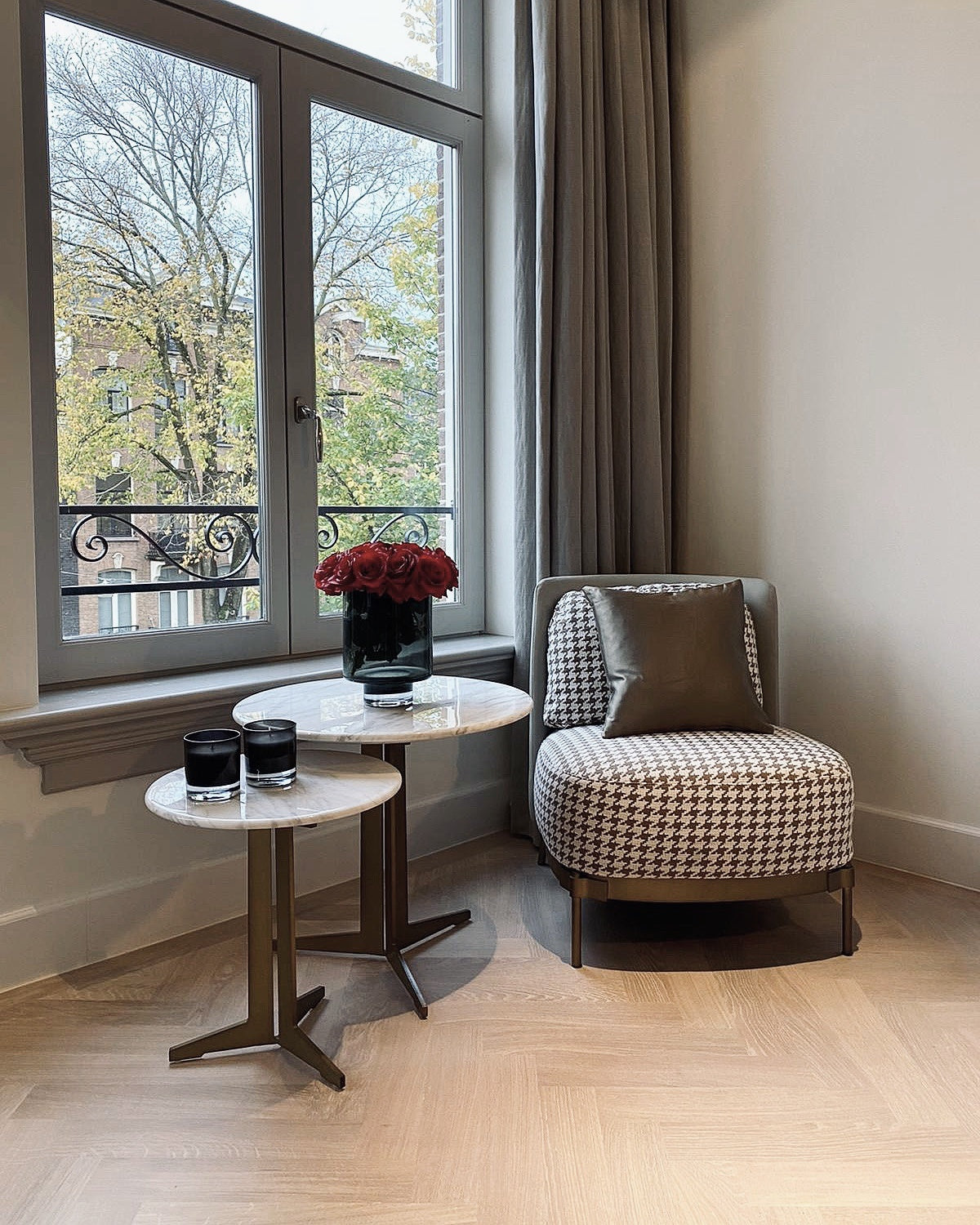 LUNA End Table
