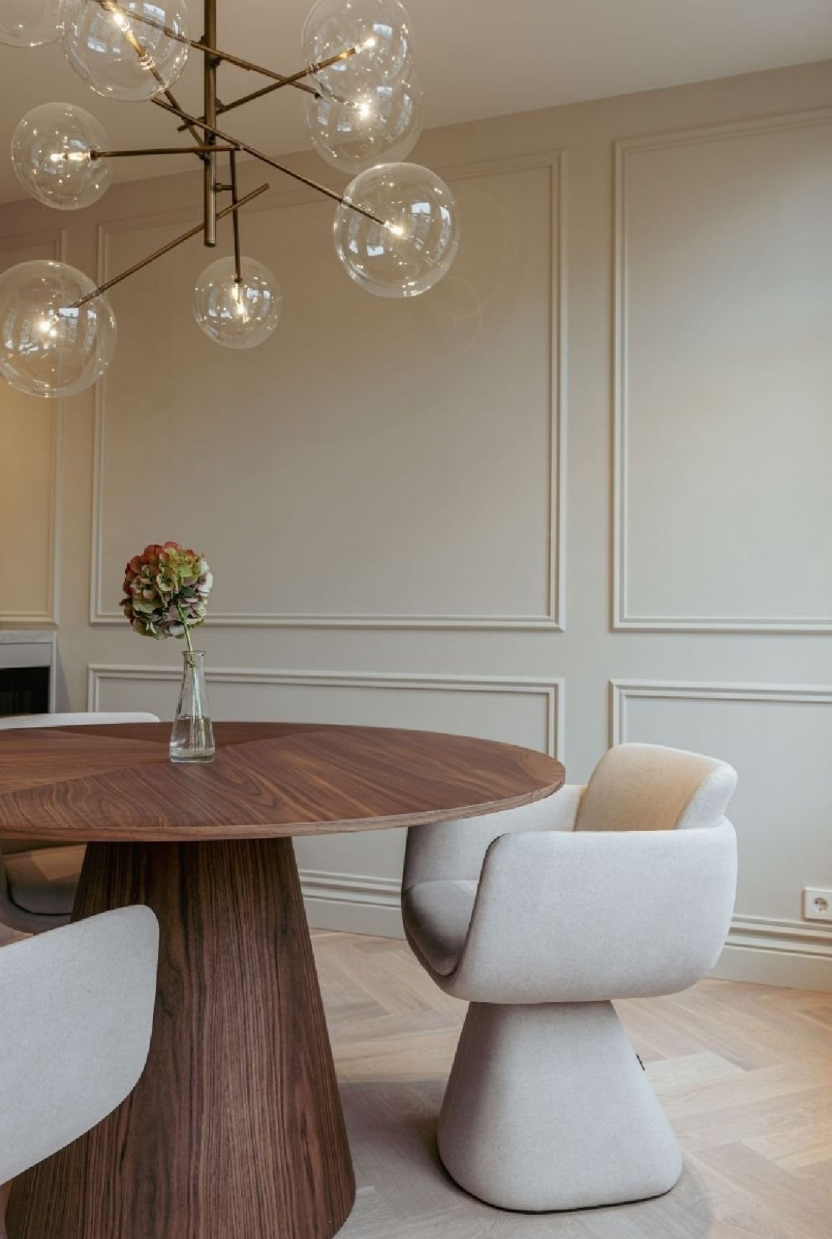 AMALFI Dining Table Round