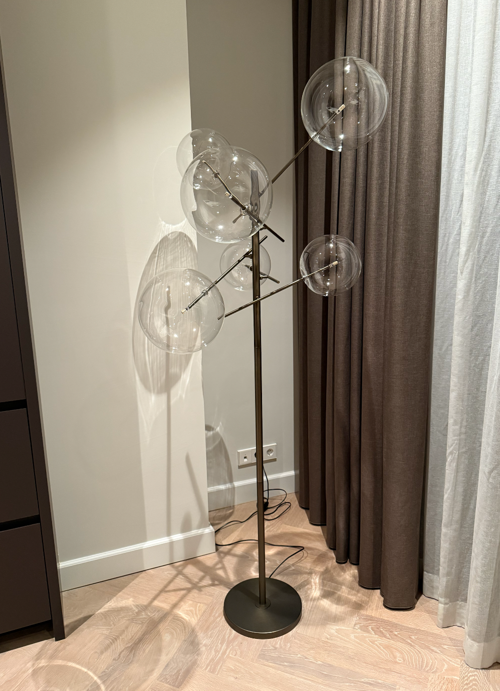 CHAVELLI Floor Lamp
