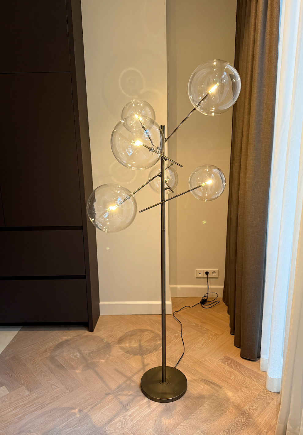 CHAVELLI Floor Lamp