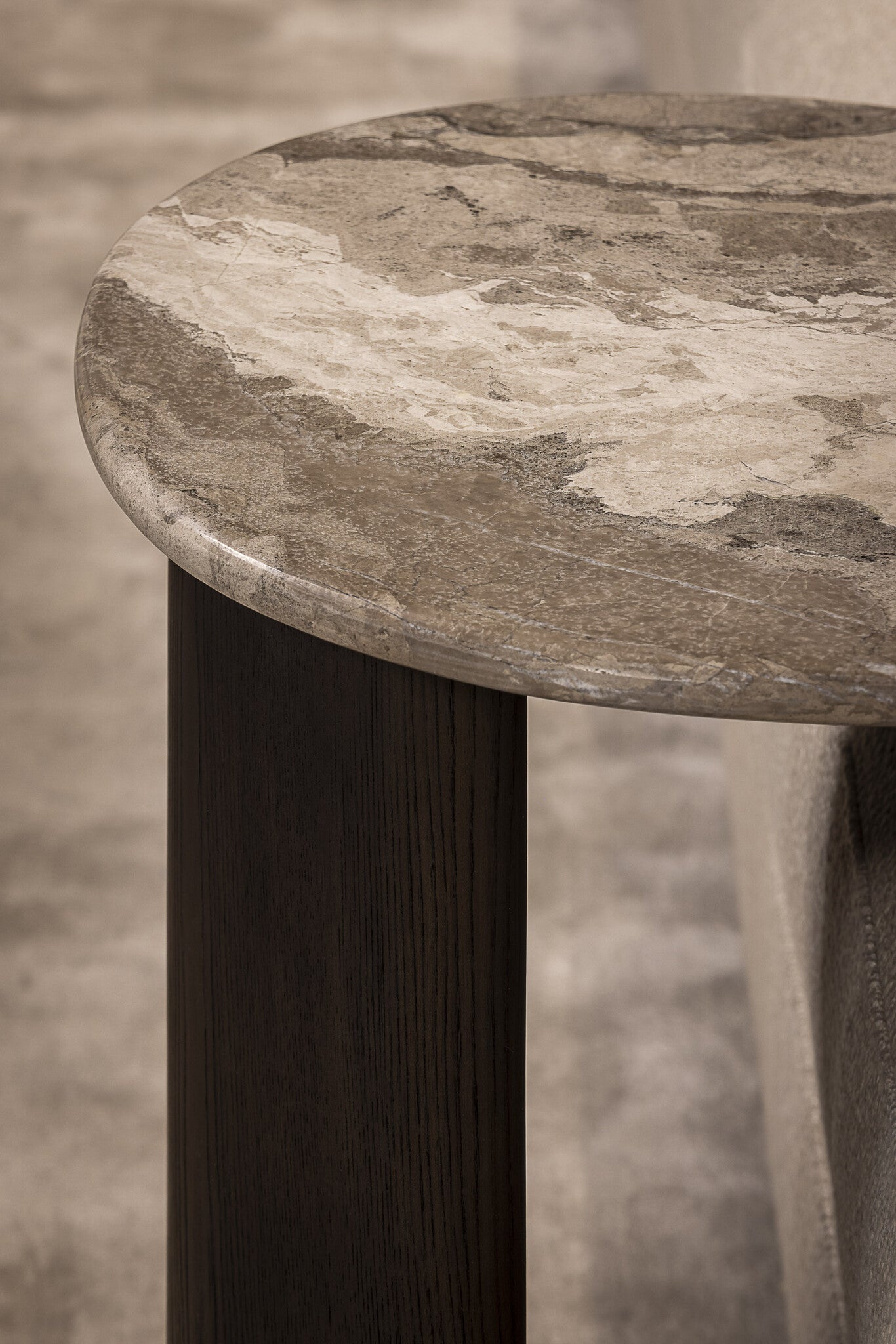 ESMEE U-table Rome Grey Marble