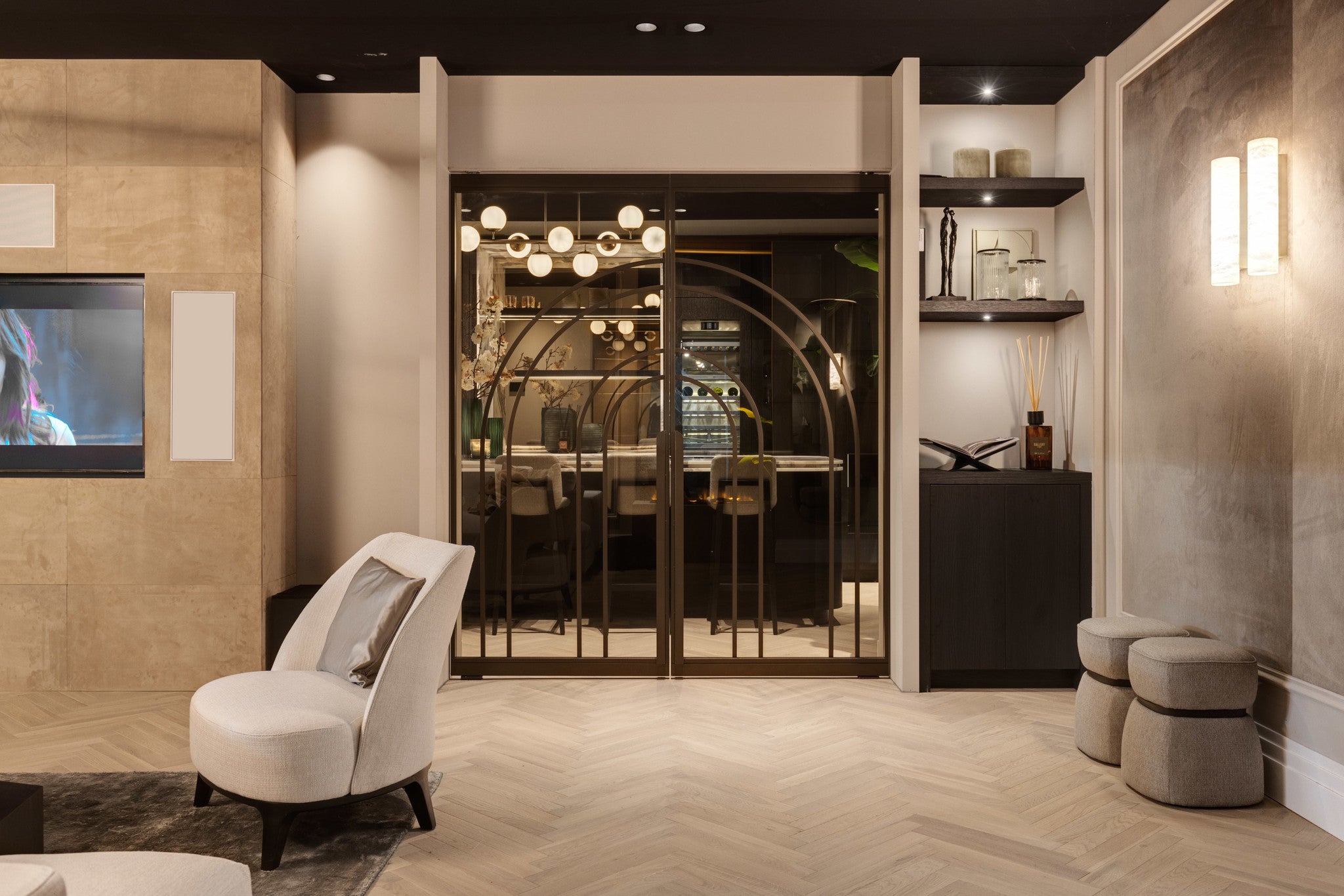 Soho Pivot Double doors