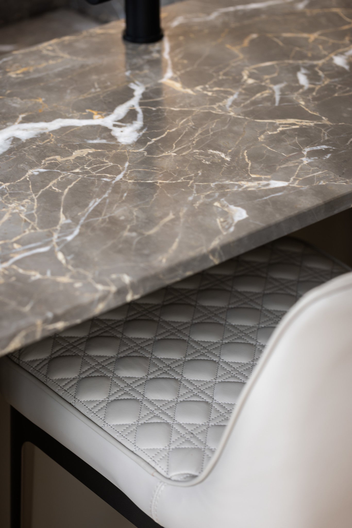 Diana Bar Chair