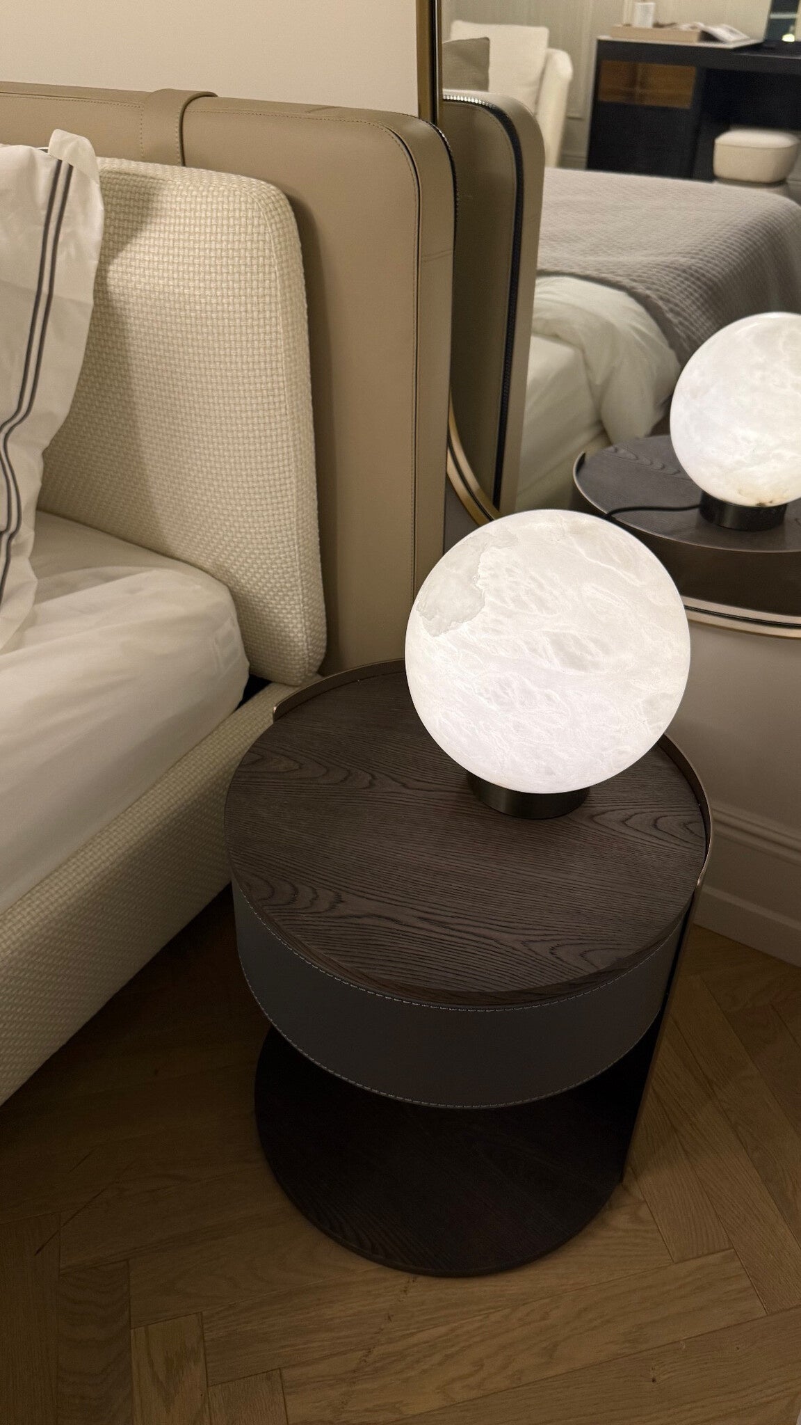 TREVI Table Lamp Alabaster