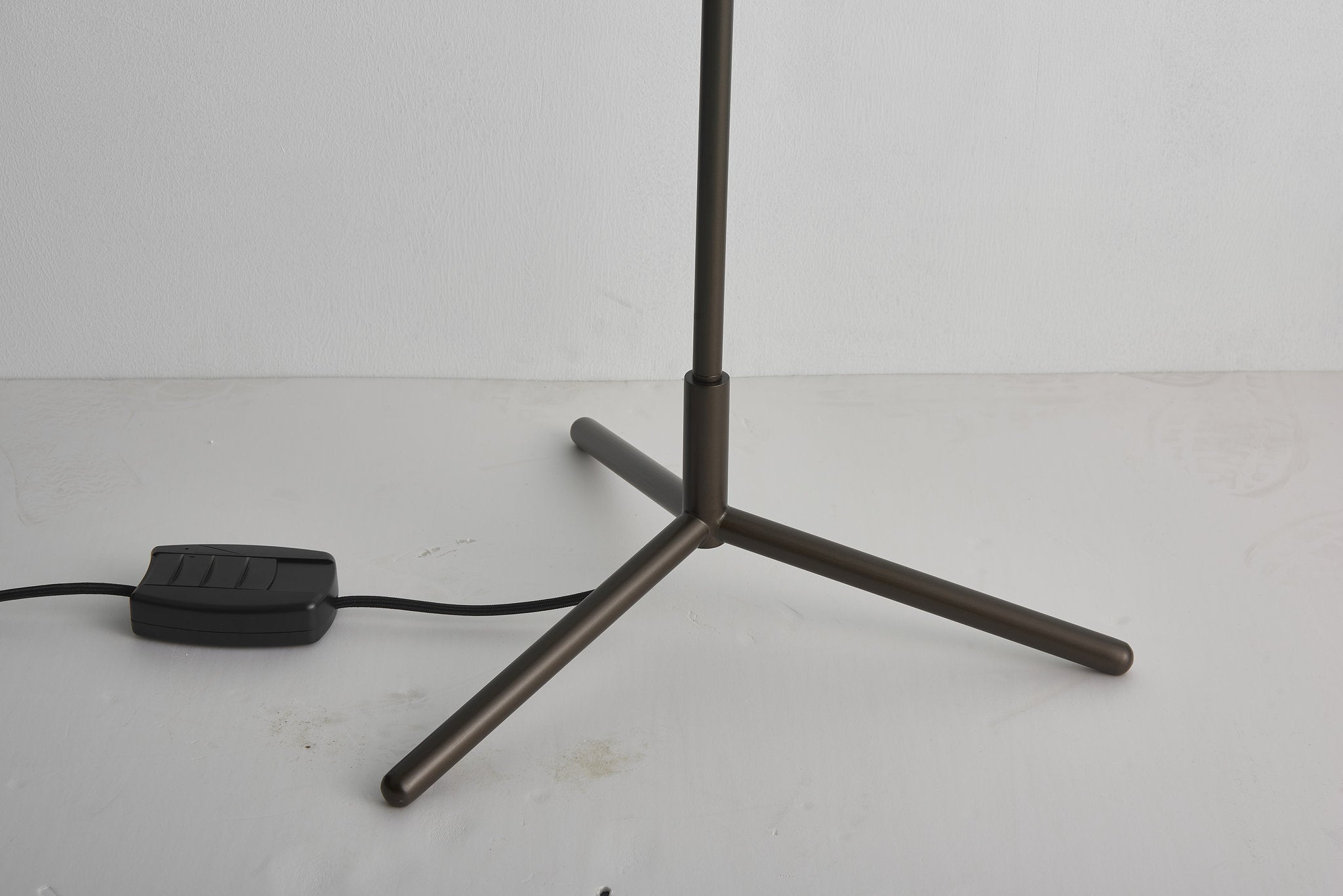 Brivido Floor Lamp