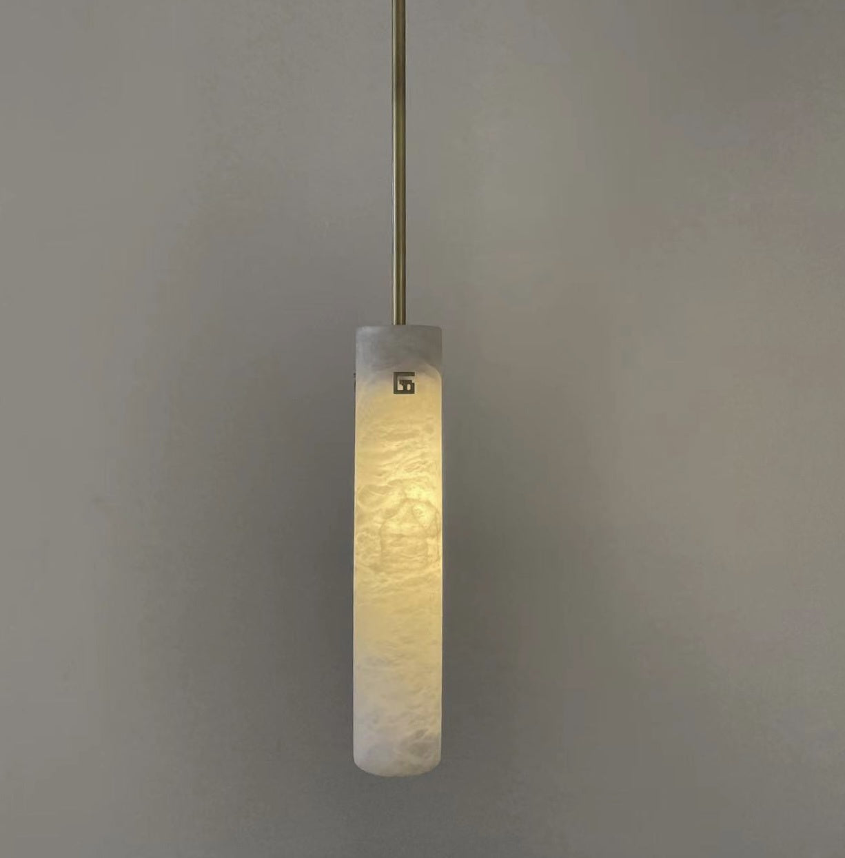 GUSTAVO Alabaster Pendant