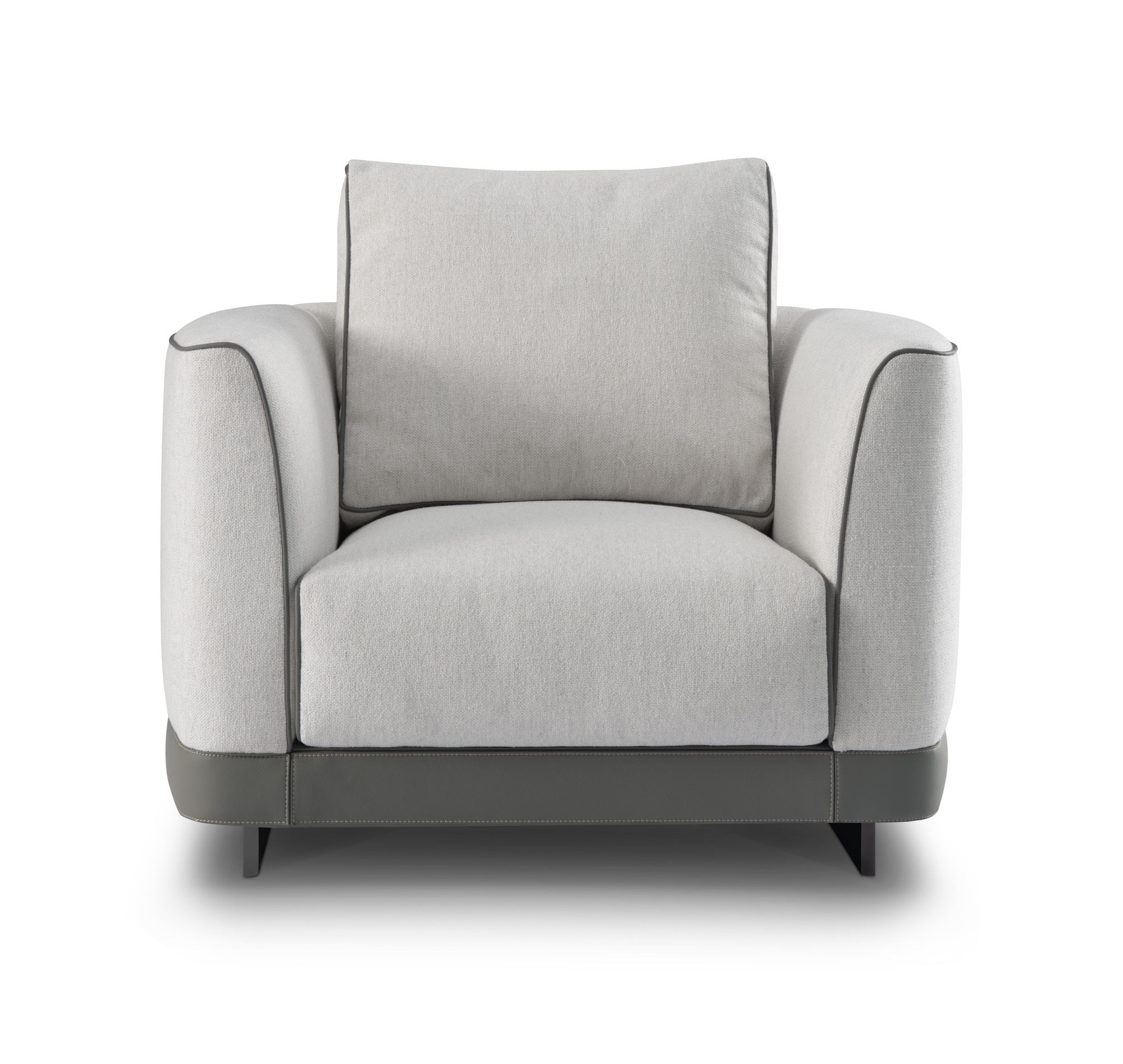 GREGORIO Arm Chair