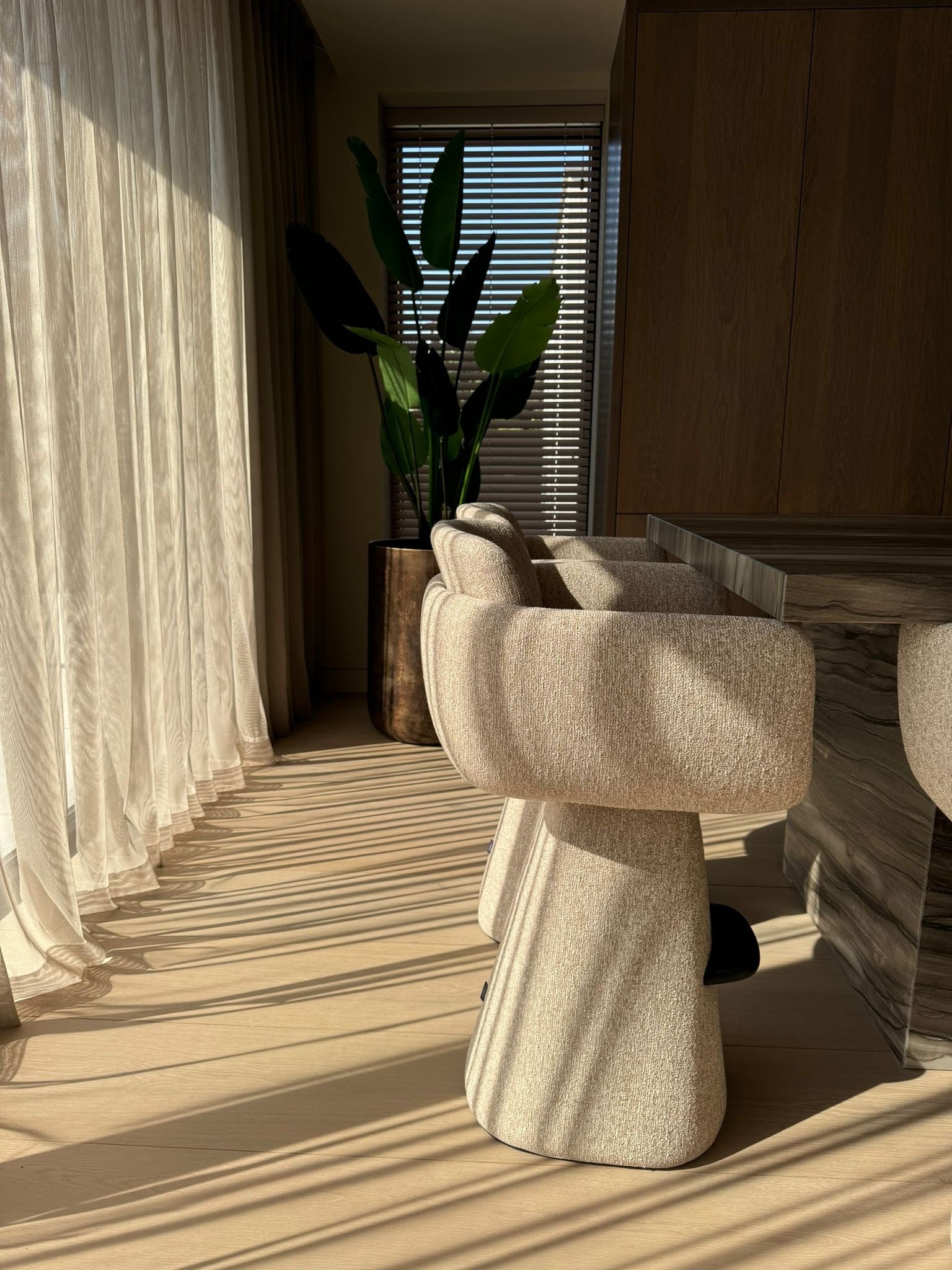 ANNA Bar Stool