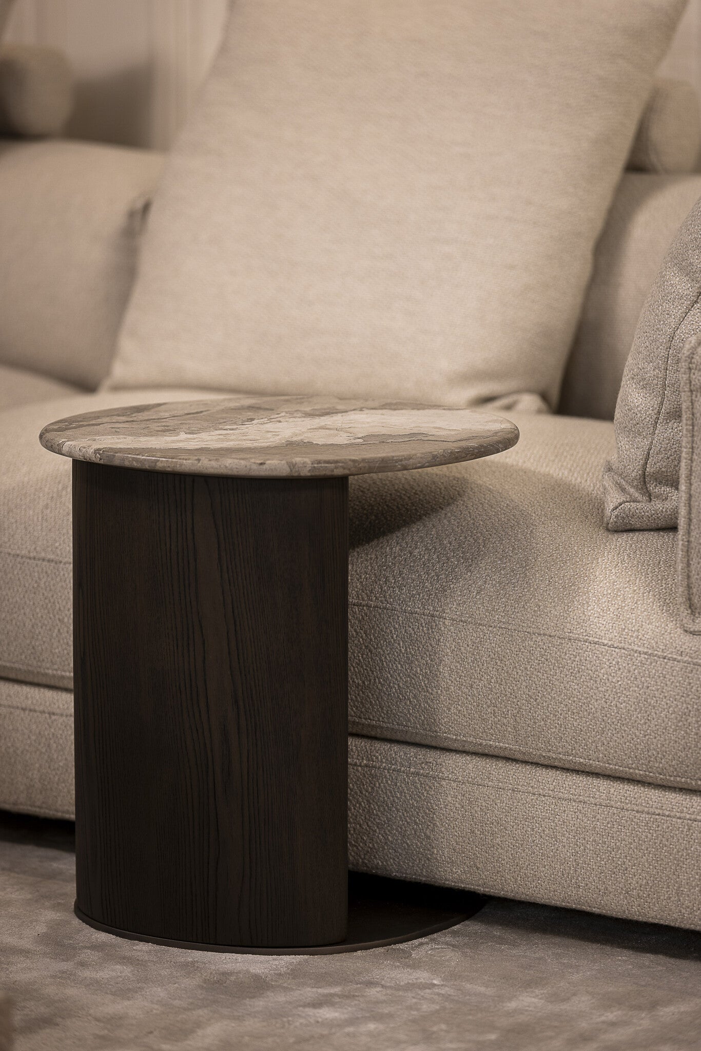 ESMEE U-table Rome Grey Marble
