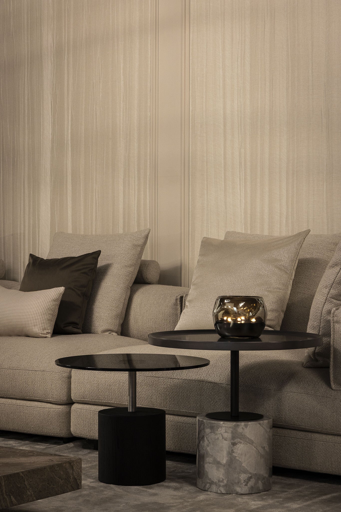 LAURO End Table Marble Fior di Bosco