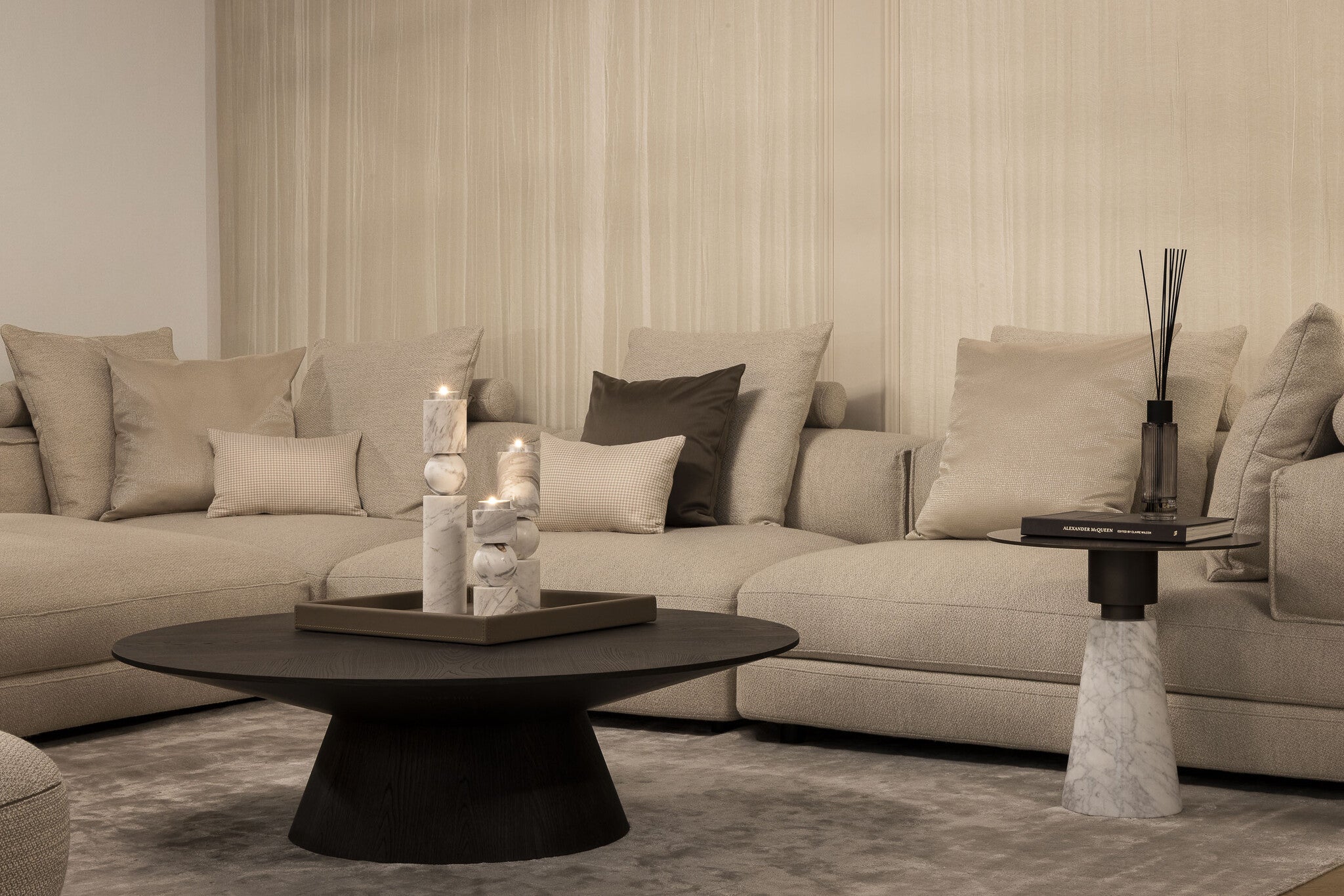 AMALFI Round Coffee Table