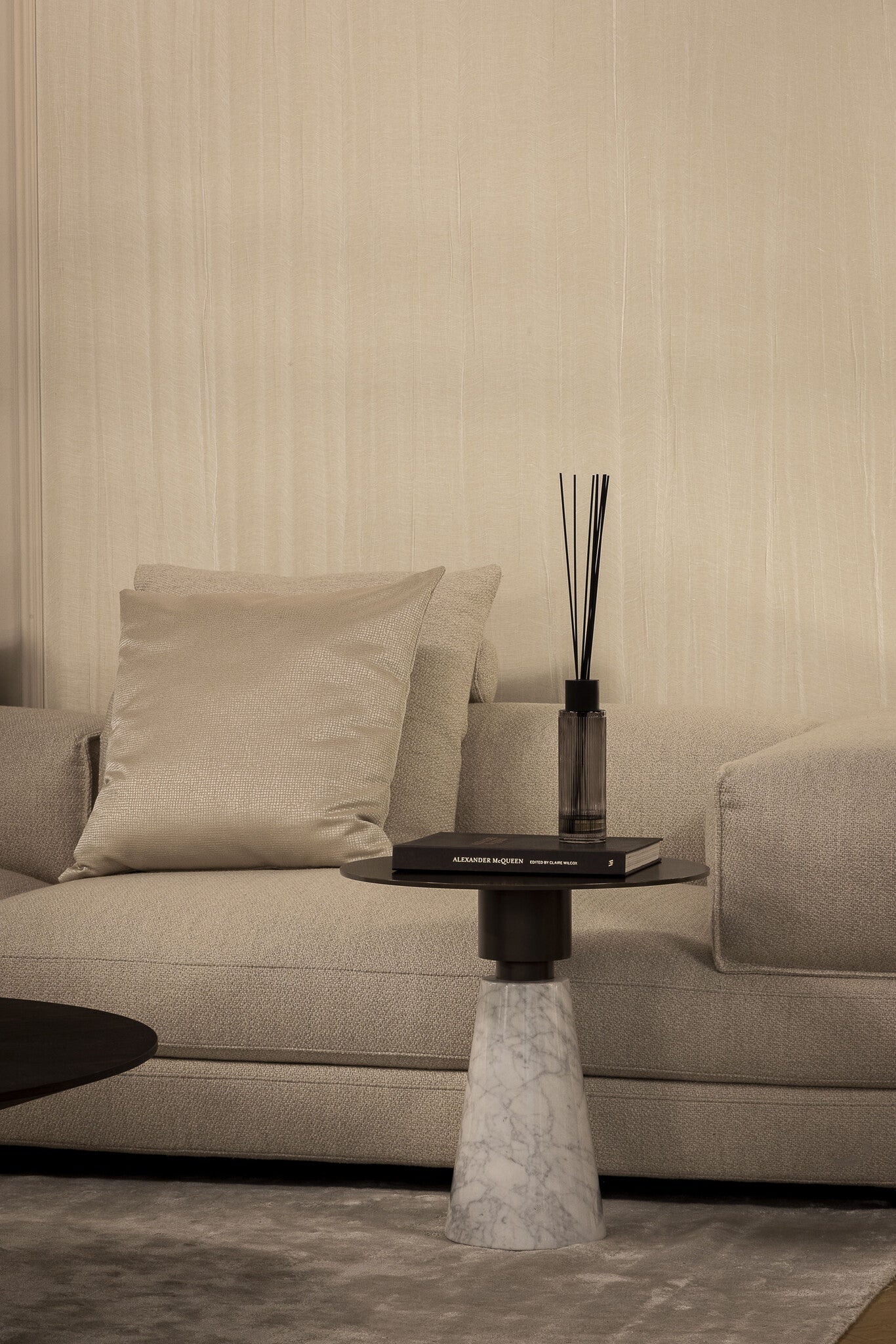 SHANE End Table Carrara