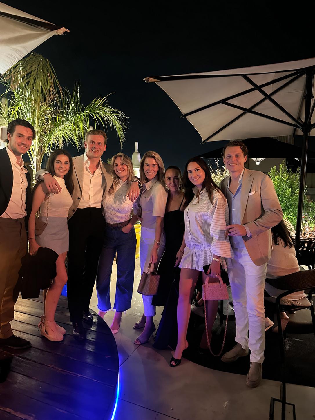 El equipo detrás del stand